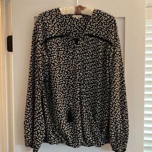 Black and white floral blouse size large